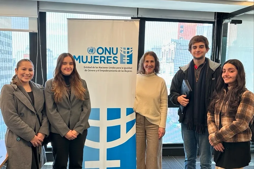 Reunión en la Casa ONU, imagen 2 de 5