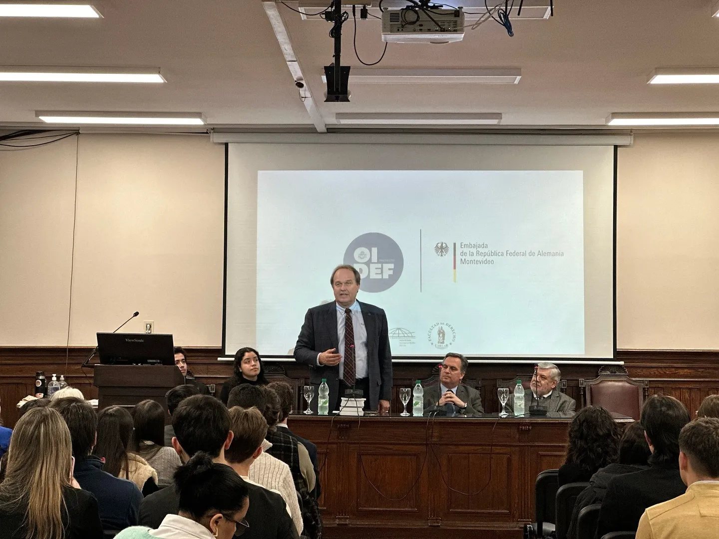 Conversatorio con el Embajador de Alemania, Eugen Wollfarth, imagen 6 de 8